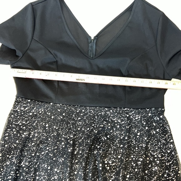 Earo 2XL Black A-line Zipper Dress - Picture 4 of 8